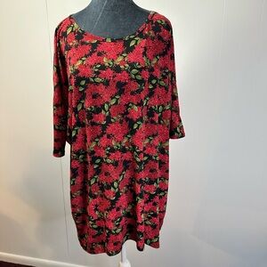 Lularoe Floral with Red and Green Pattern flowers high low design